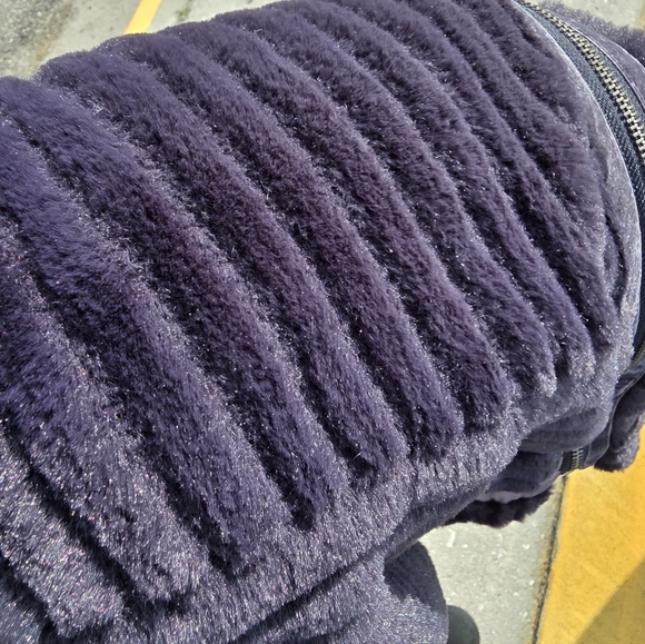 Anthropologie Carbon  Natasha Faux Fur Bomber Style Jacket - Picture 8 of 8